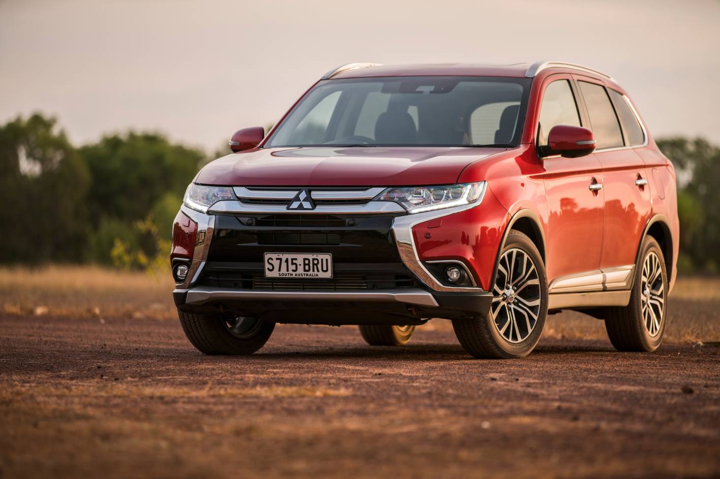 Mitsubishi Outlander РєРѕРЅС†РµРїС‚ 2018